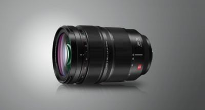 Photo of LUMIX S PRO 24-70mm F2.8 (S-E2470) L-Mount lens