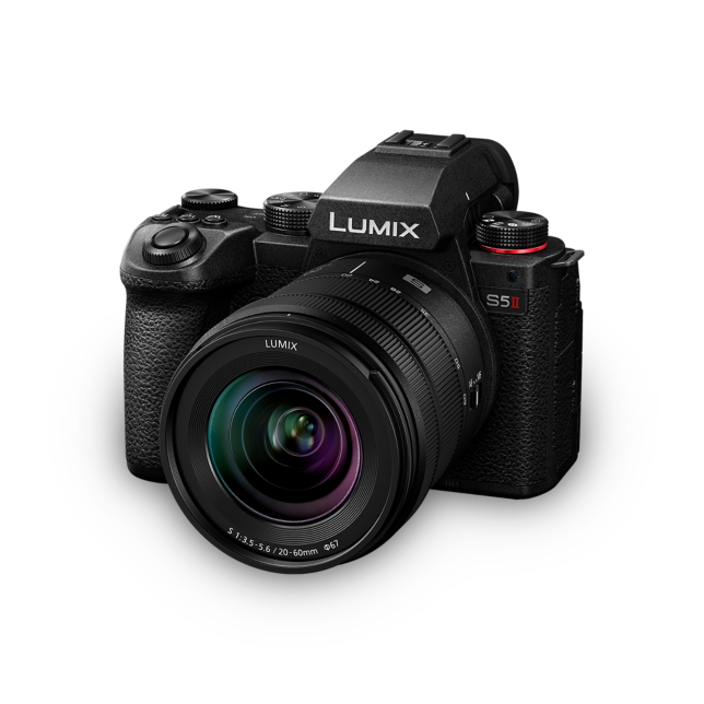 Valokuva LUMIX S5II täyden koon kennon peilitön kamera DC-S5M2W kamerasta