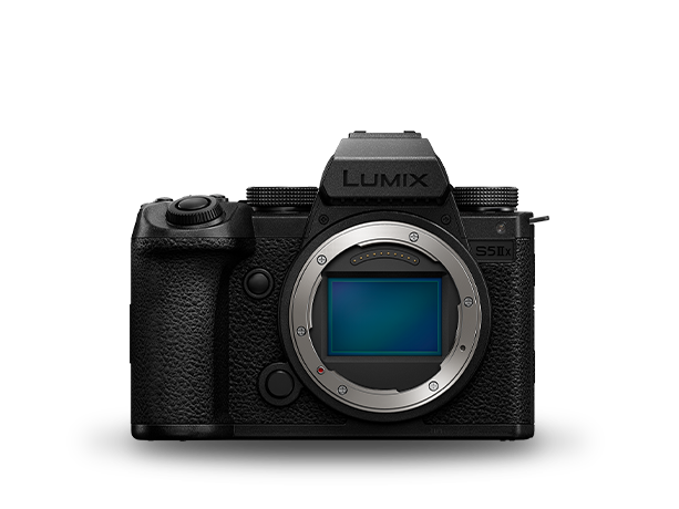 LUMIX S Full Frame Cameras DC-S5DN (DC-S5D + S-R1840) - Panasonic