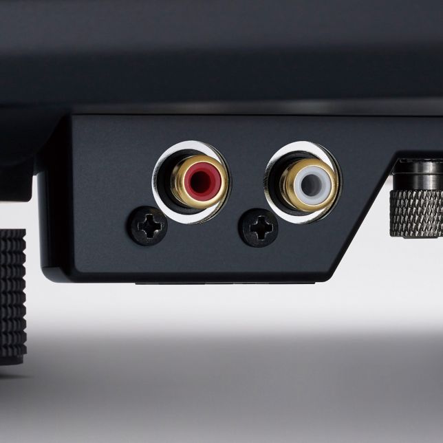 Technics SL-1210GR2EK ast 2321190 9?fmt=jpeg&wid=644&hei=644