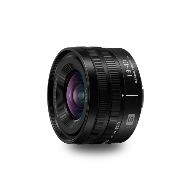 Fotoattēla LUMIX S 18-40 mm F4.5-6.3 (S-R1840) L-Mount objektīvs