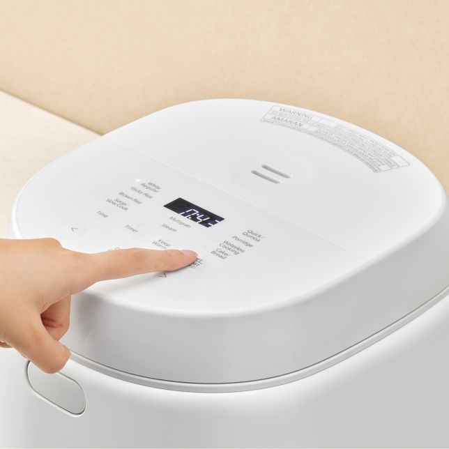 Top Control Panel for Easy Operation