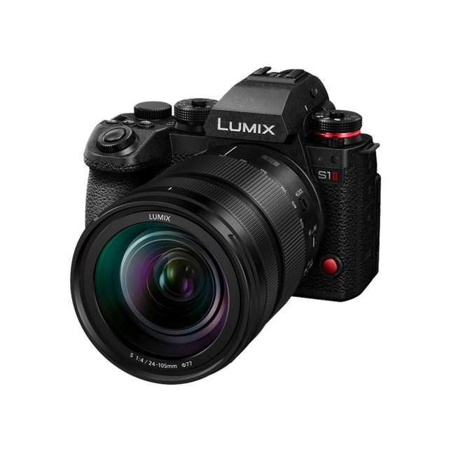 Foto van LUMIX S1II Full-frame fotocamera met S-R24105-lens