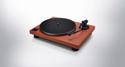 Technics közvetlen meghajtású lemezjátszó SL-40CBT