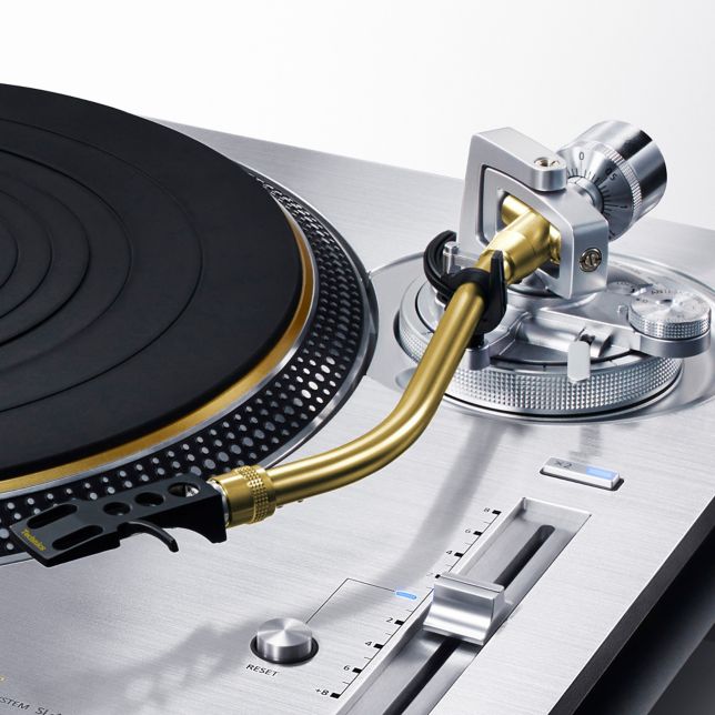 Technics SL-1200GMEES ast 3006752 12?fmt=jpeg&wid=644&hei=644