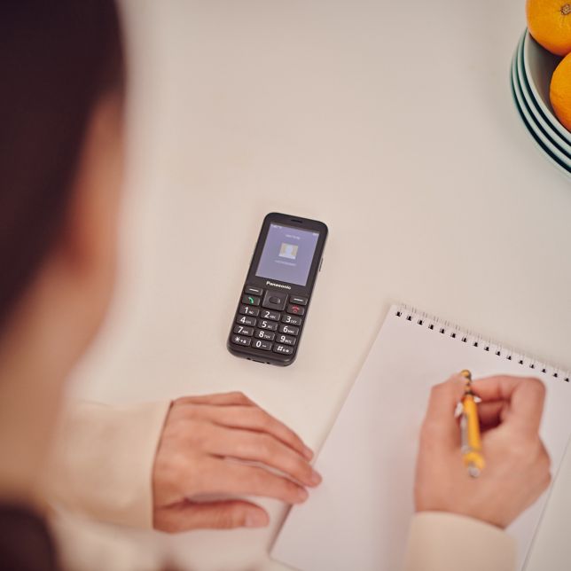 Panasonic KX-TU260EXB ast 3117640 1?fmt=jpeg&wid=644&hei=644