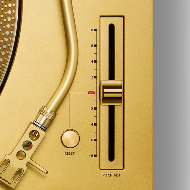 Cyfrowy suwak regulacji pitchu w Technics SL-1200M7GL